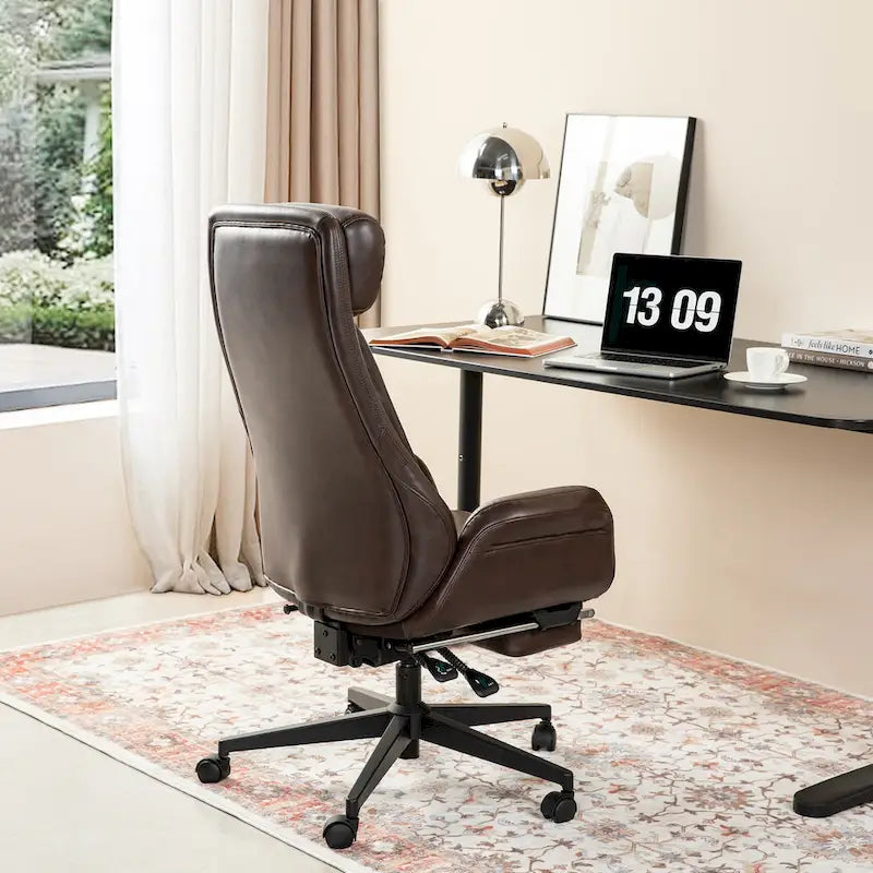 Chaise de bureau ergonomique inclinable et pivotante avec repose-pieds et accoudoirs