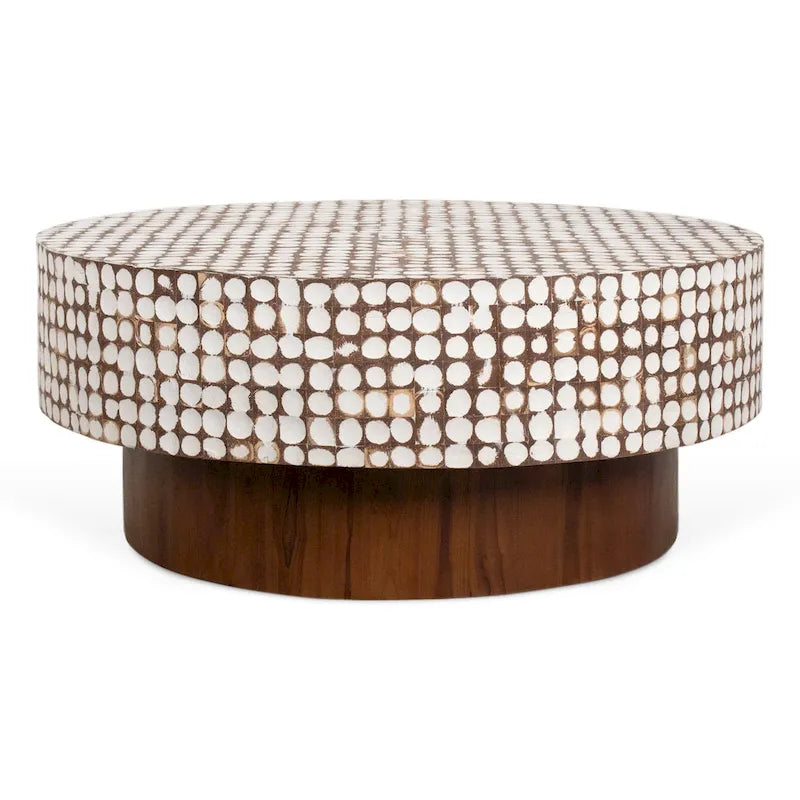 Table basse ronde avec base en coquilles de noix de coco