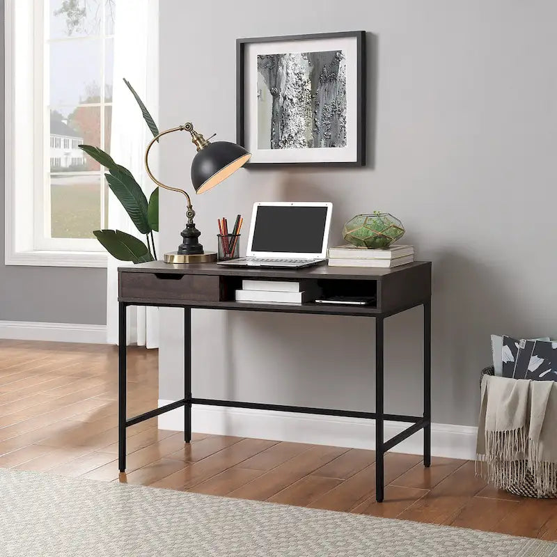 40 Bureau avec tiroir et étagère