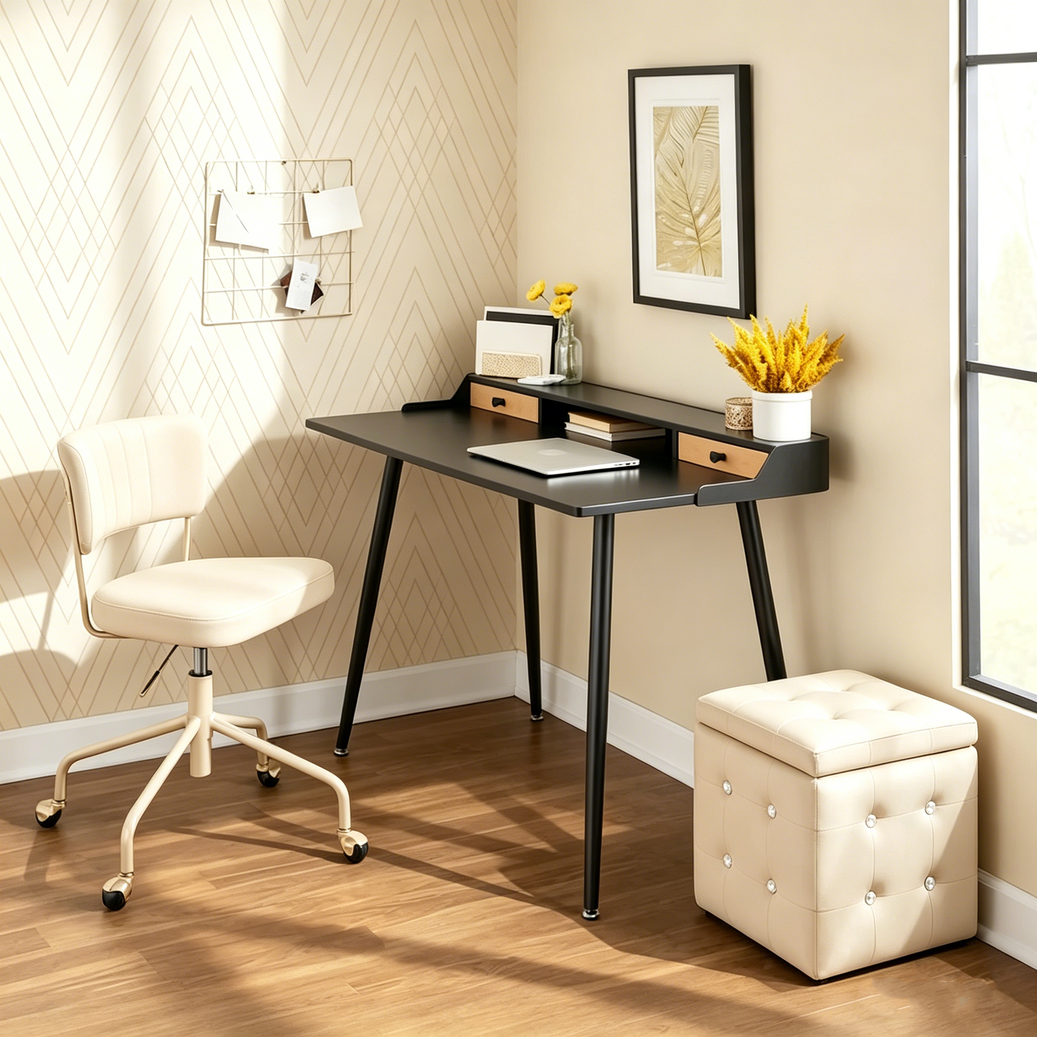 Bureau de style médiéval moderne en métal et bois
